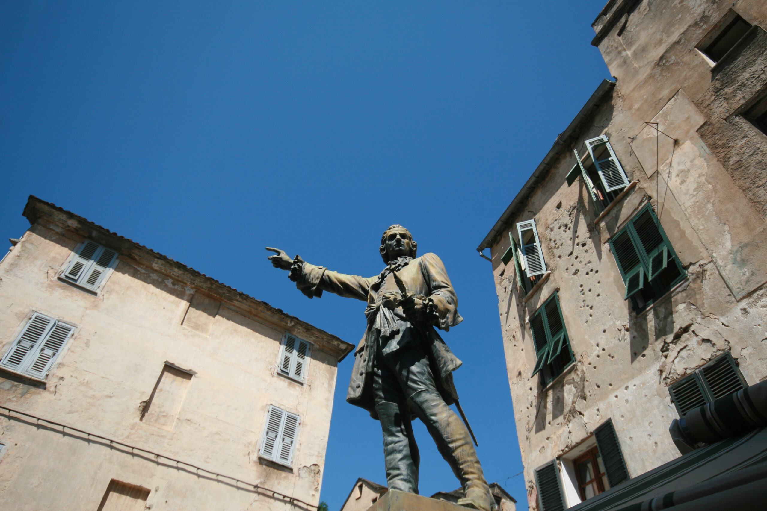 Statue Générale Gaffory ©OT Centru di Corsica Une découverte patrimoniale de Corte