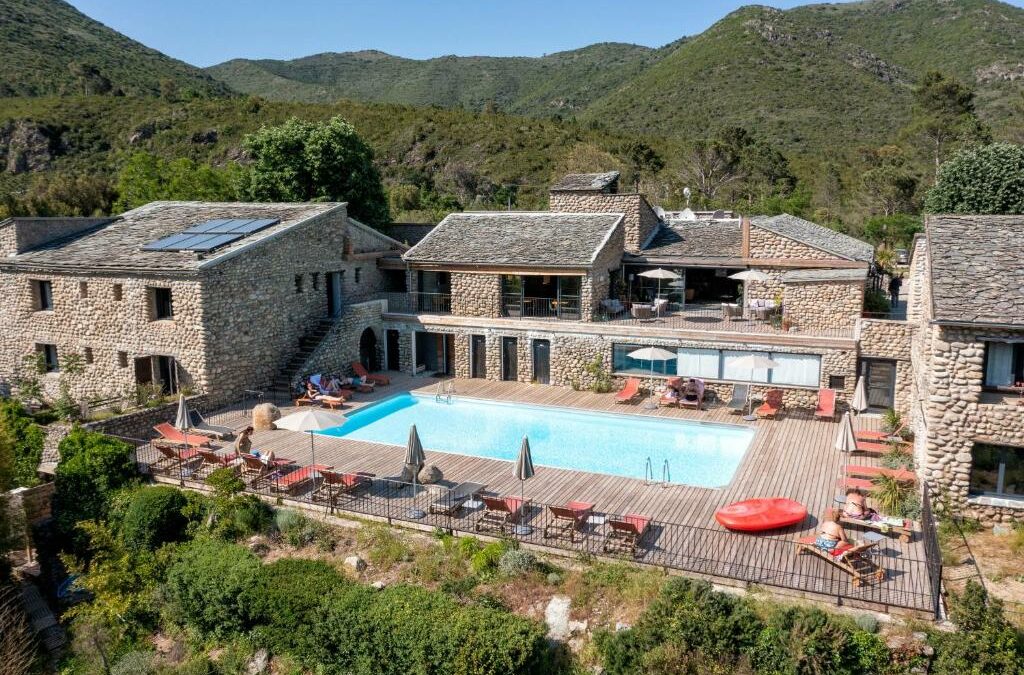 E CASELLE HOTEL-RESTAURANT & SPA